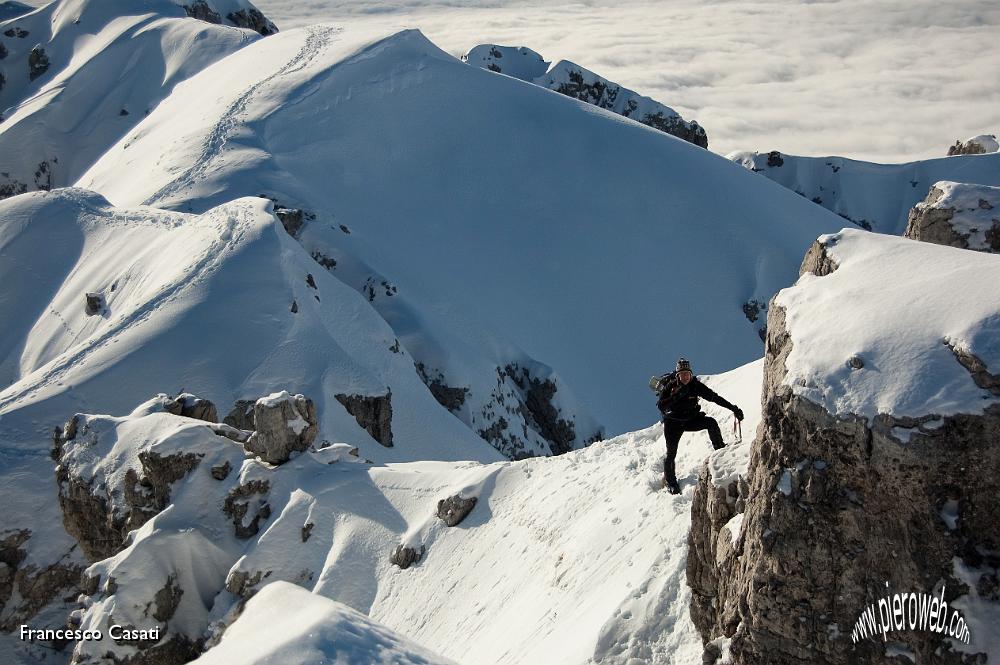 007 Ultimi passi verso la cima.jpg